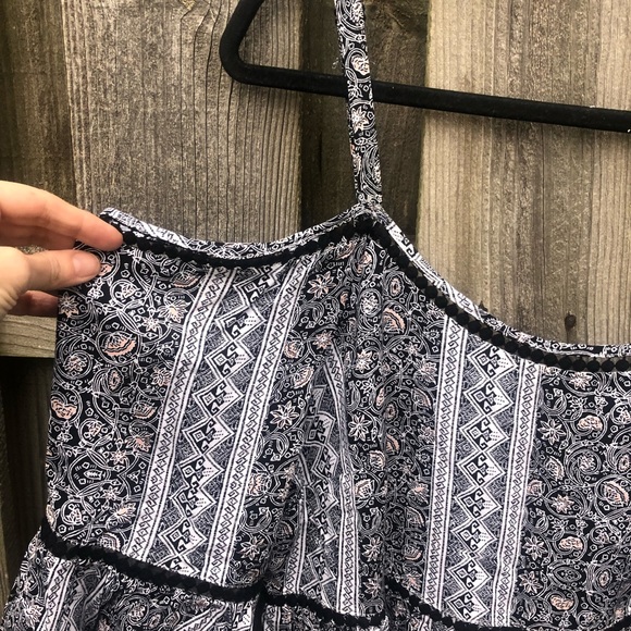 Torrid off the shoulder Challis mini dress. - Picture 5 of 10